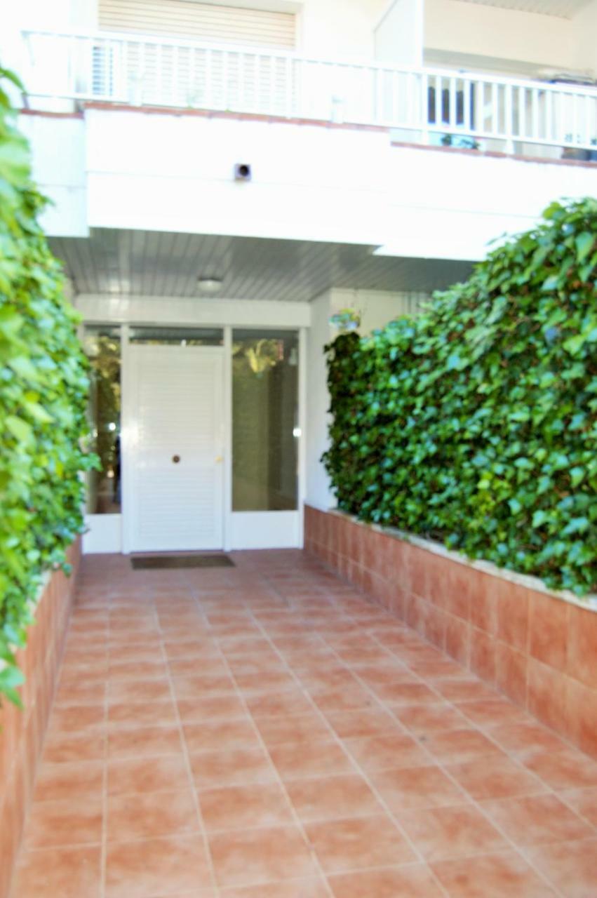 Apartamento Alessia Garden Lloret de Mar Dış mekan fotoğraf